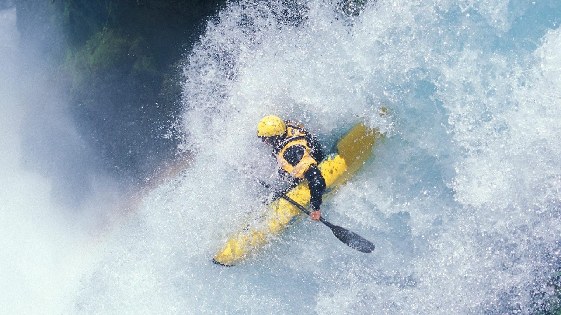北极探险赛:极地挑战的无畏精神,北极探索